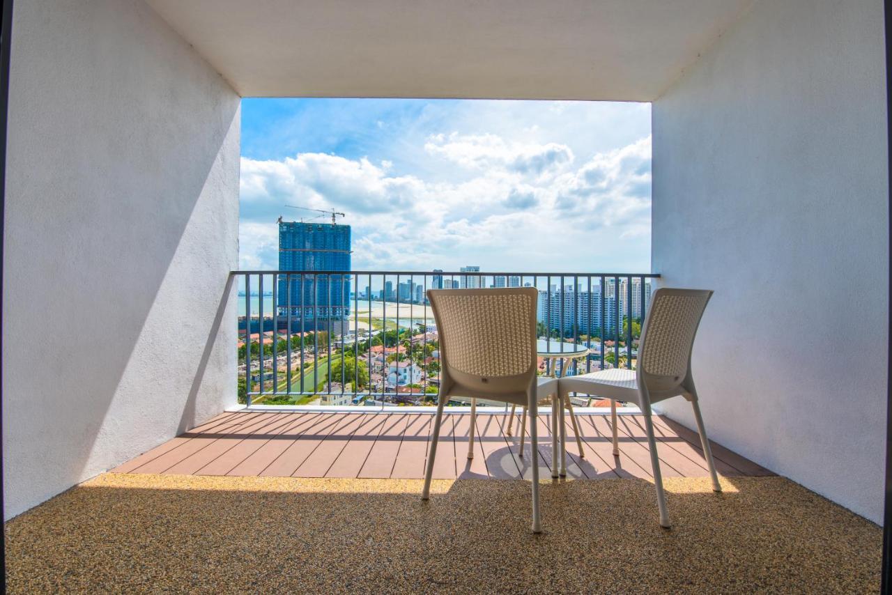 The Landmark By Katana George Town Room photo