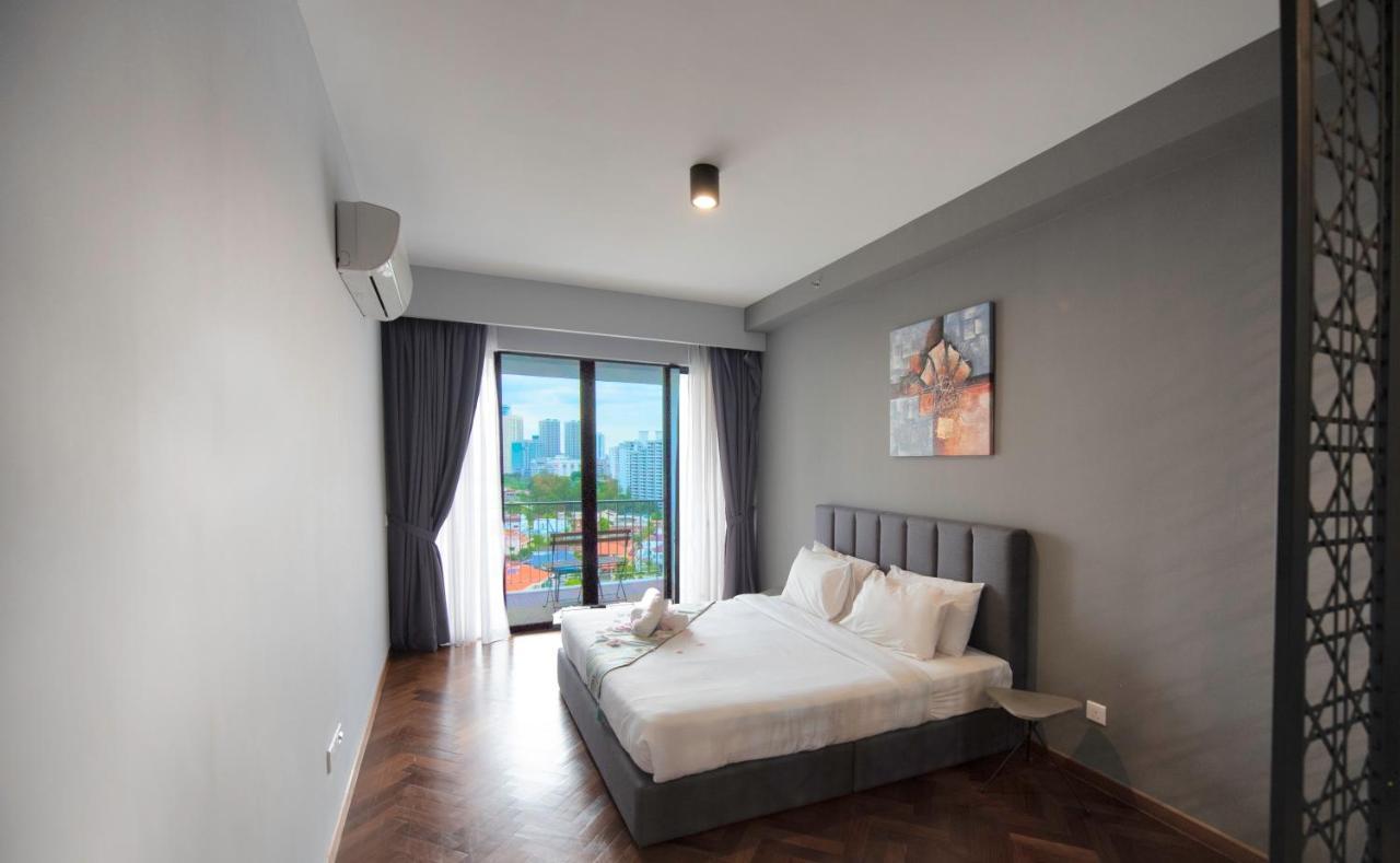The Landmark By Katana George Town Room photo