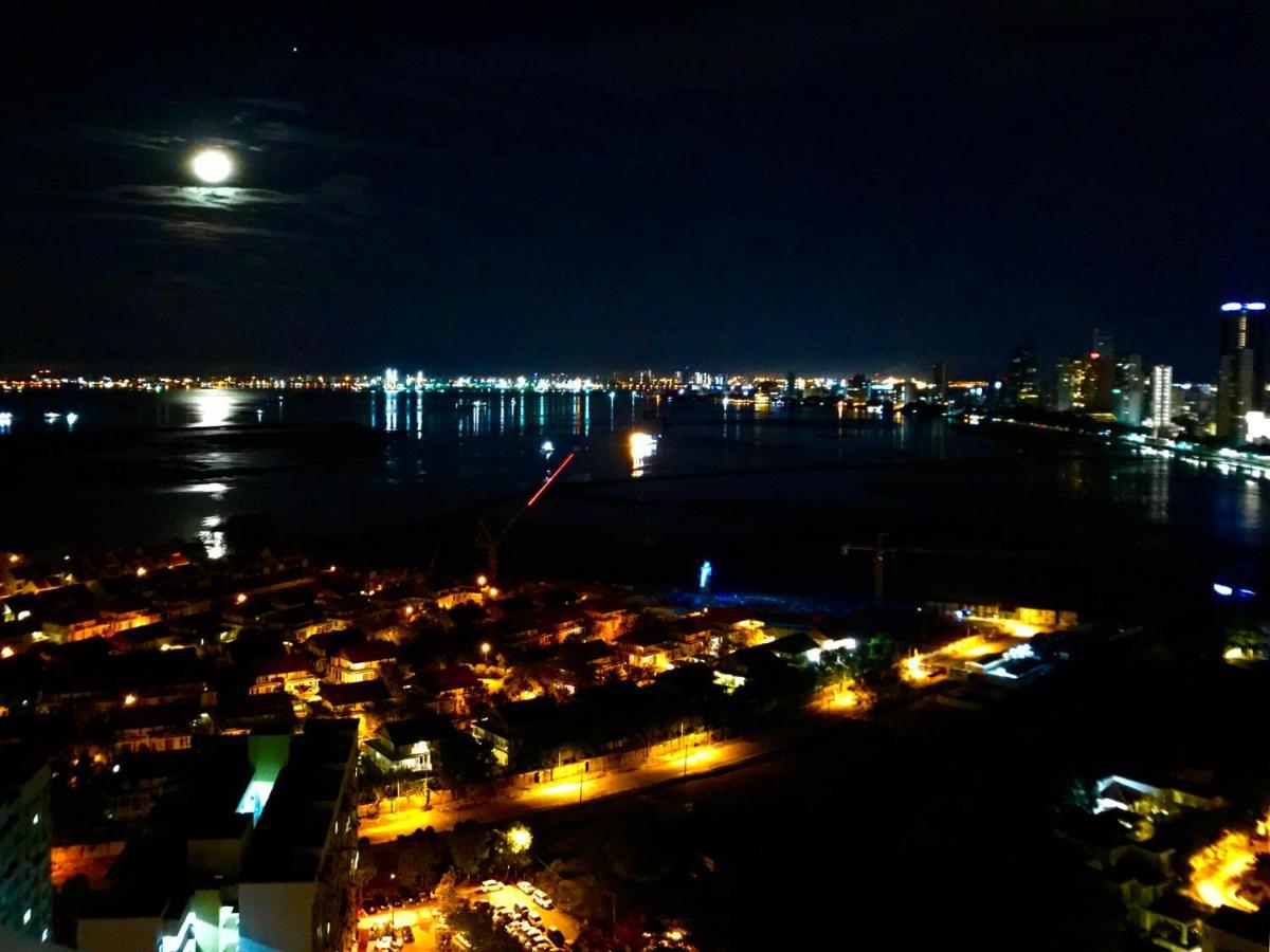The Landmark By Katana George Town Exterior photo